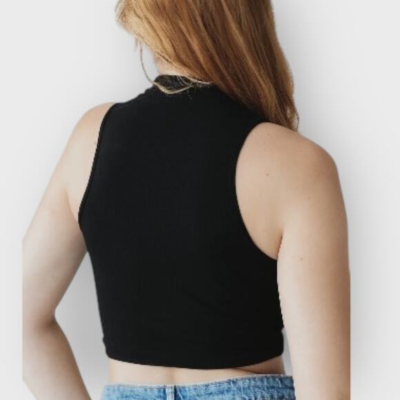 Klassy Network Crop Top Ribbed Mock Neck Padded Minimalist Black Women's Medium - Picture 4 of 7